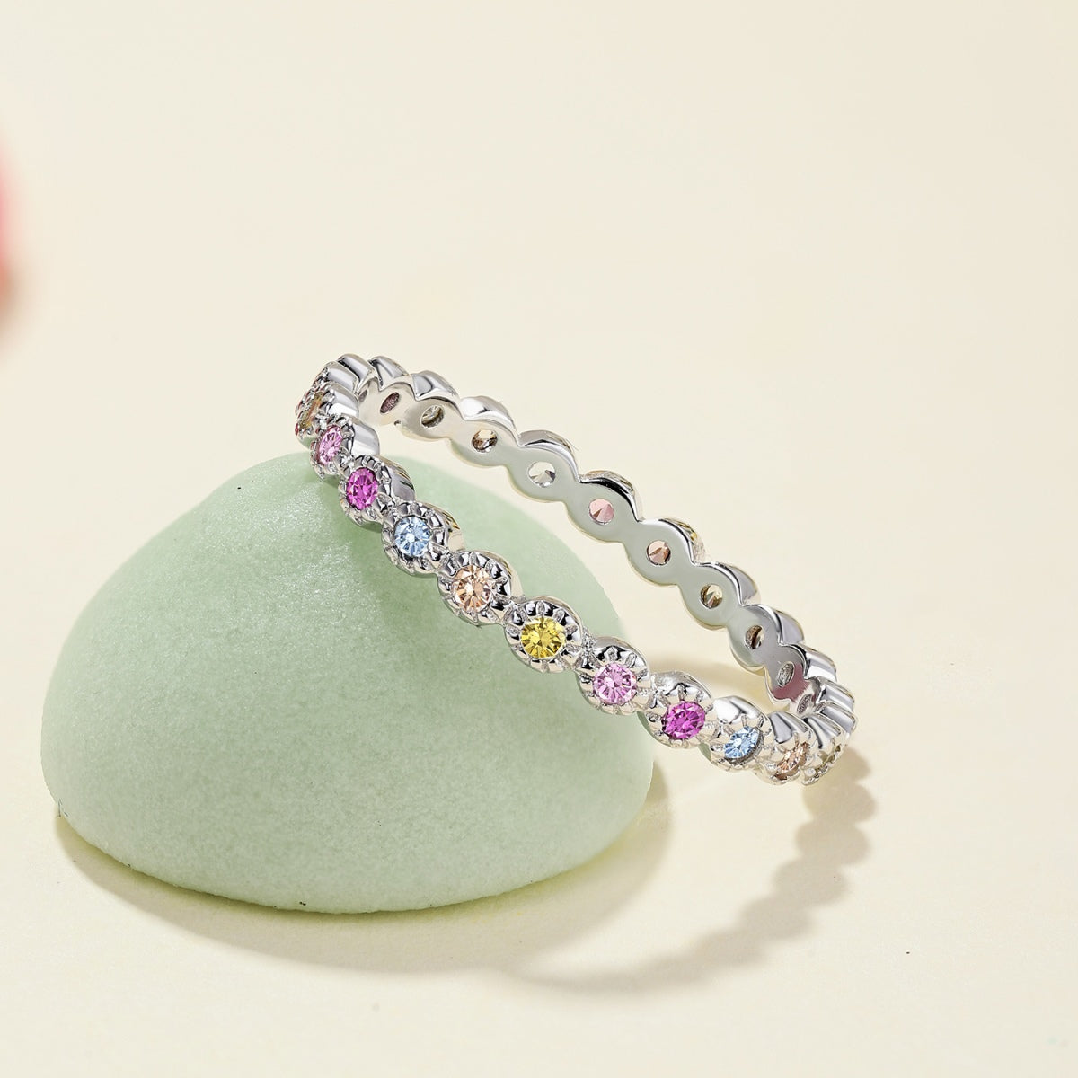 [Vivid Aurora]Radiant Sparkling Round Cut Daily Ring