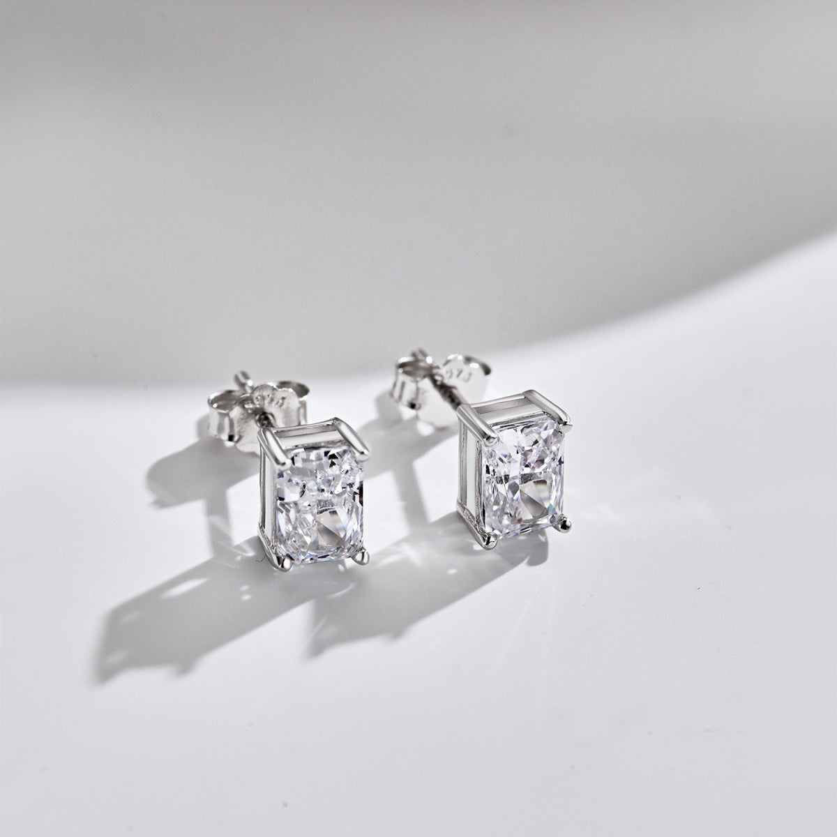 [Vivid Aurora]Radiant Luxurious Princess Cut Daily Earrings