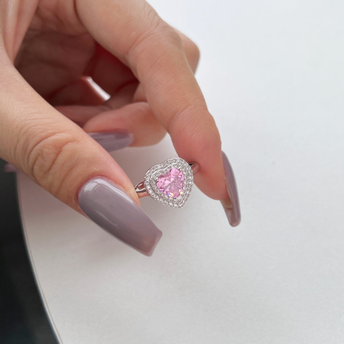 [Vivid Aurora]Delicate Ebullient Heart Shape Wedding Ring